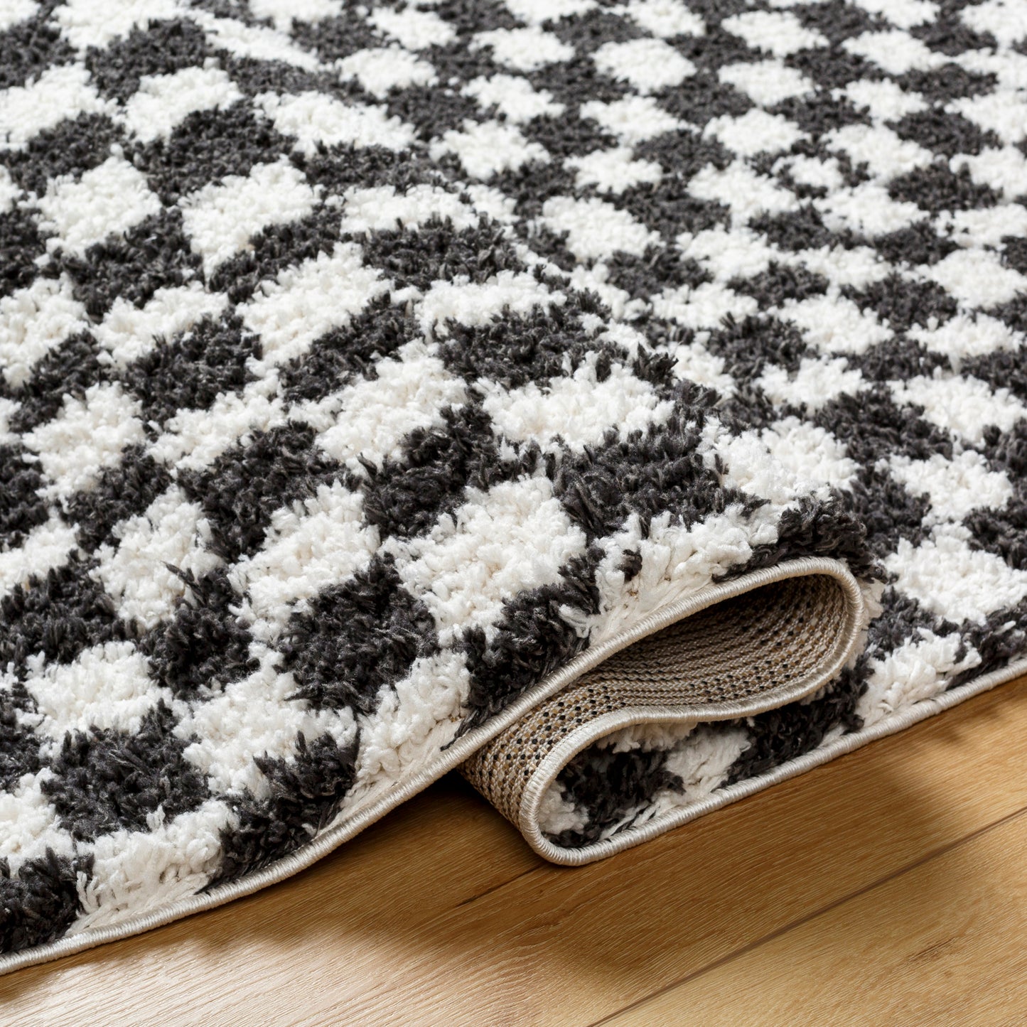 EMMITT Shaggy Checkered Rug I Living Room, Bedroom I Modern Boho Area Rug, Soft Rug, Plush Pile, Thick Rug, Easy Care I Ivory, Black