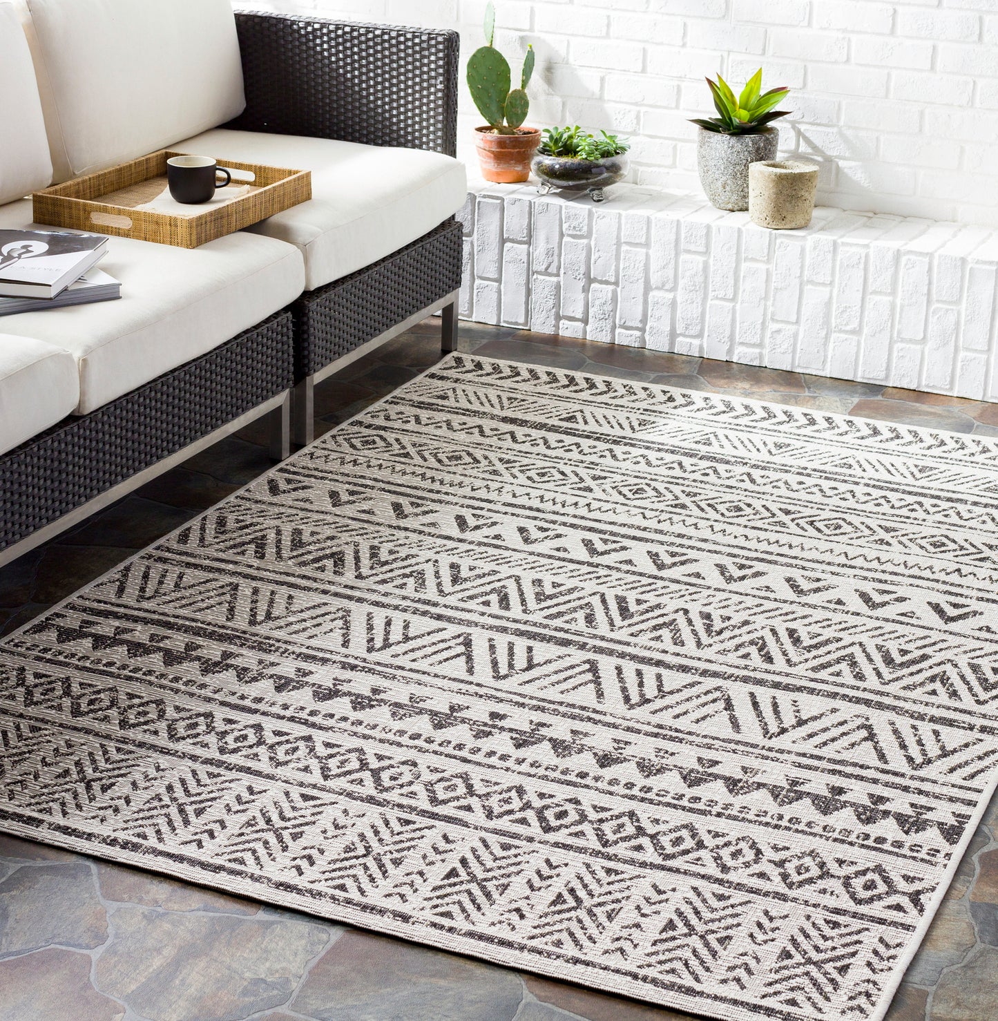 ELODIE In- & Outdoor Rug I Balcony, Terrace, Kitchen, Garden, Patio I Modern Boho Rug, UV Weather Stain Resistant I Black, White