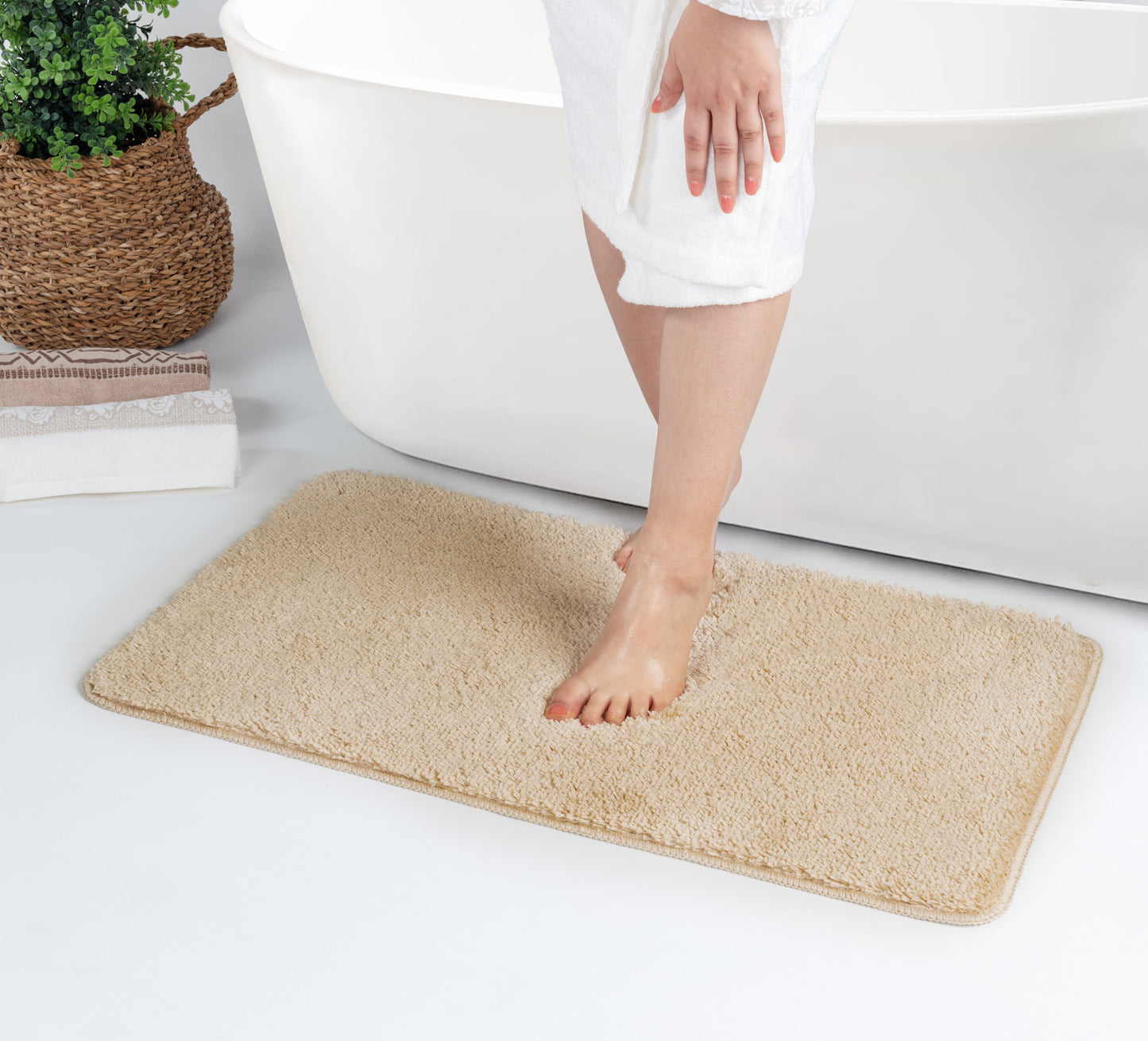 MEGGIN Bathroom Rug I Machine Washable Bath Mat, Non Slip Shower Mat, Absorbent Wet Room, Bath Rug, High Pile, Easy Care I Grey